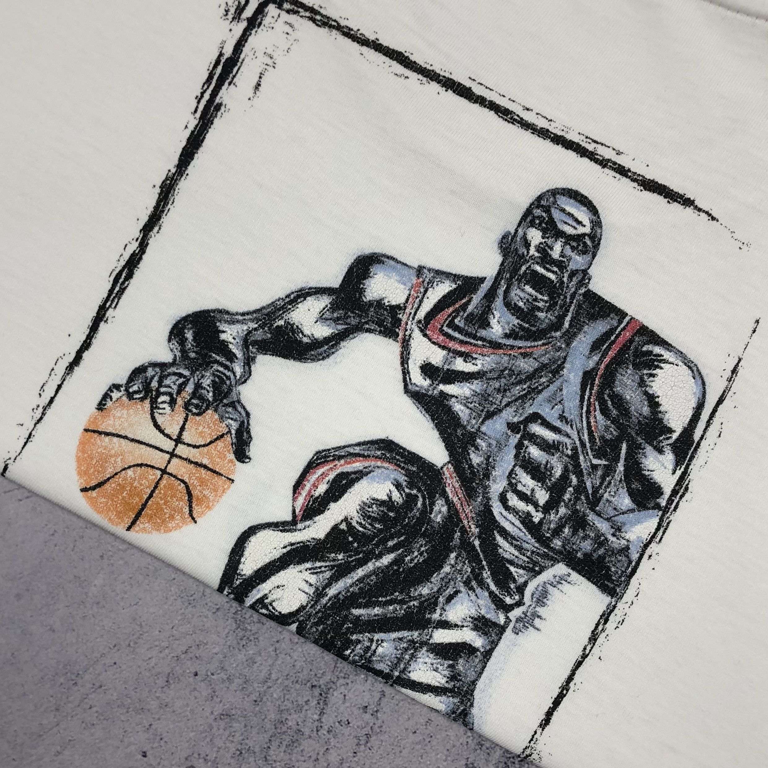 Nike 90s Nike NBA Graphic Jordan Rare Tee Size US L / EU 52-54 / 3 - 2 Thumbnail