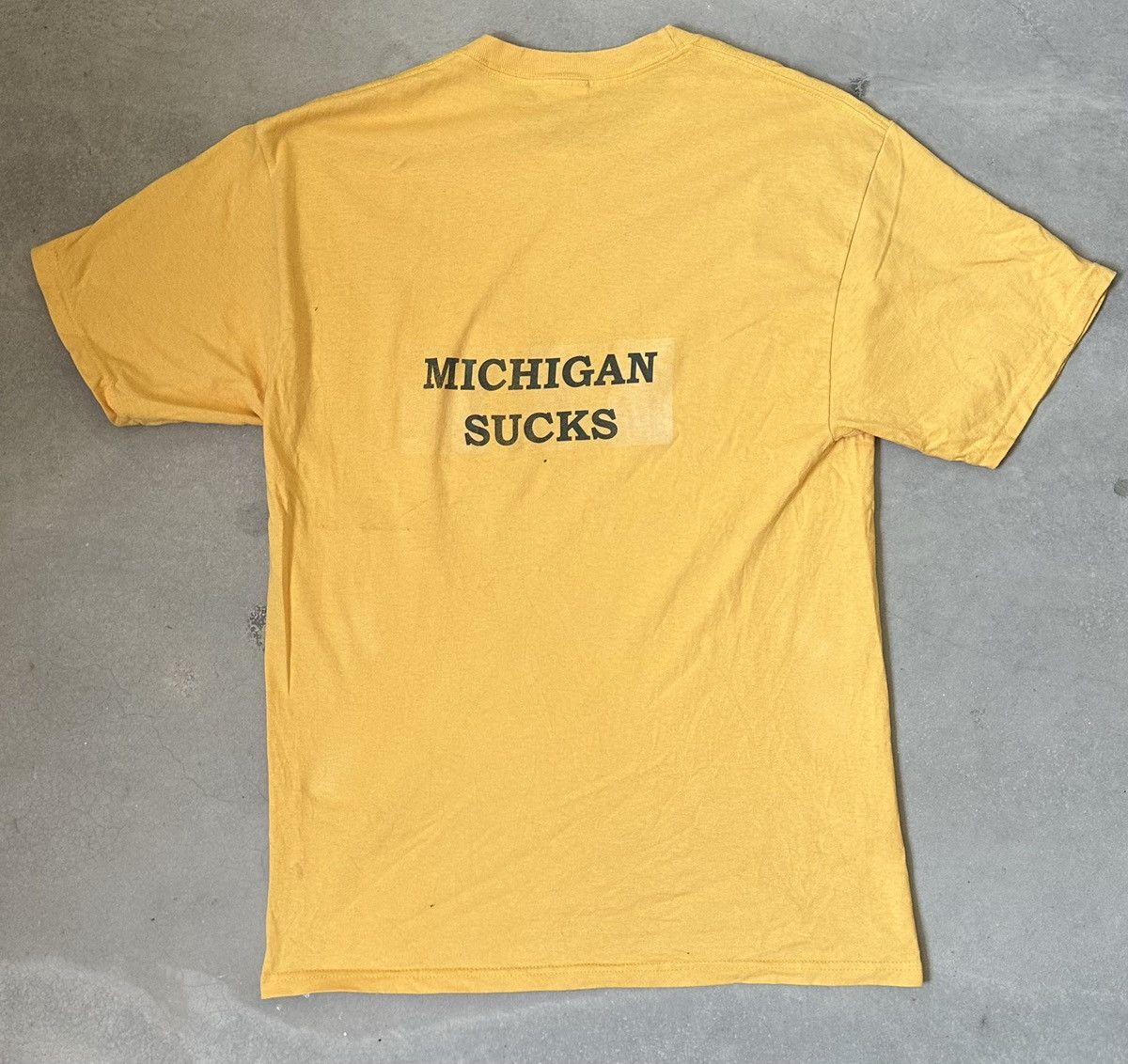 Vintage VINTAGE MICHIGAN SUCKS TEE Size US M / EU 48-50 / 2 - 1 Thumbnail
