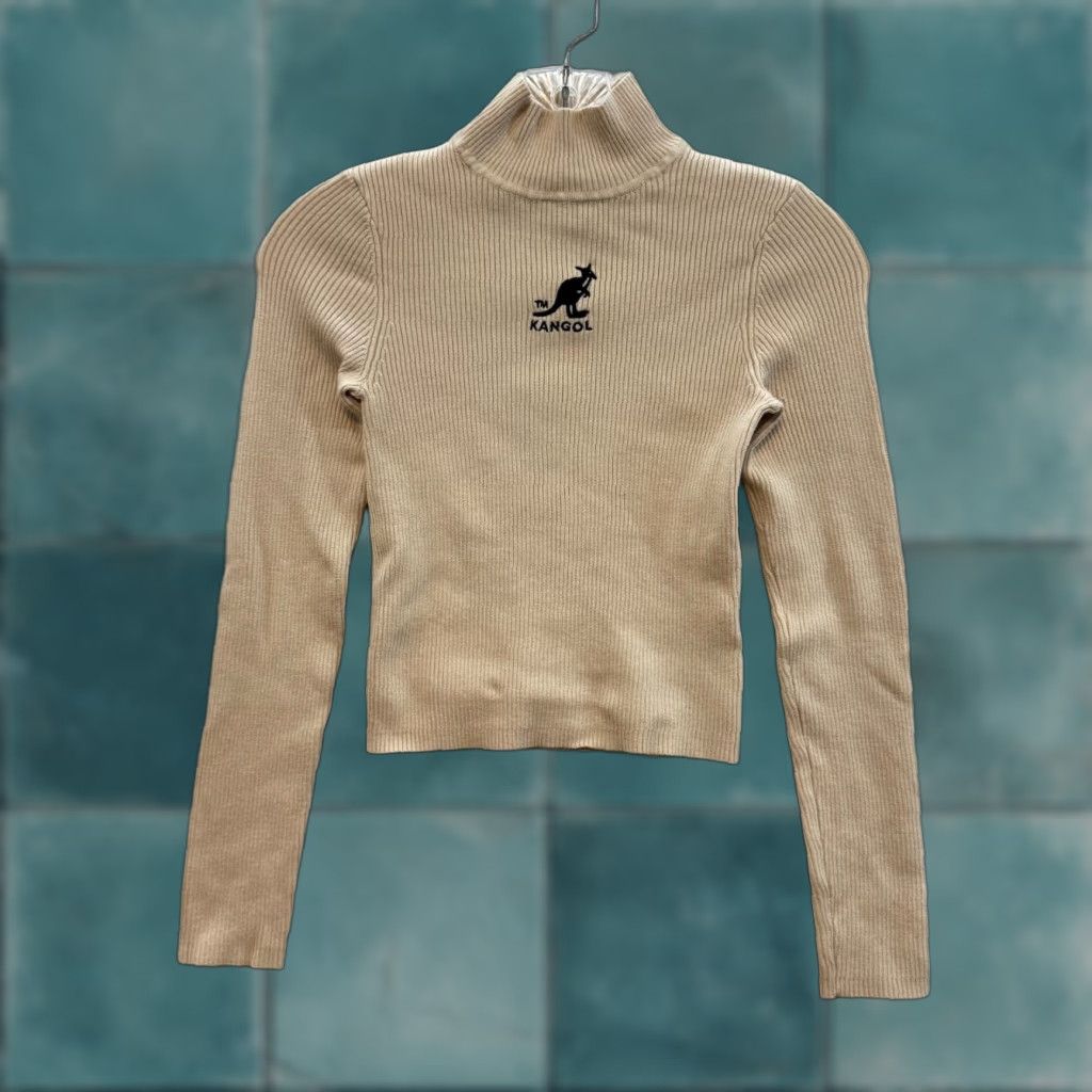 Kangol Kangol H&M Crop Top Small Beige Mock Neck Long Sleeve Cropped T-Shirt Womens XS-50? Size S / US 4 / IT 40 - 1 Thumbnail