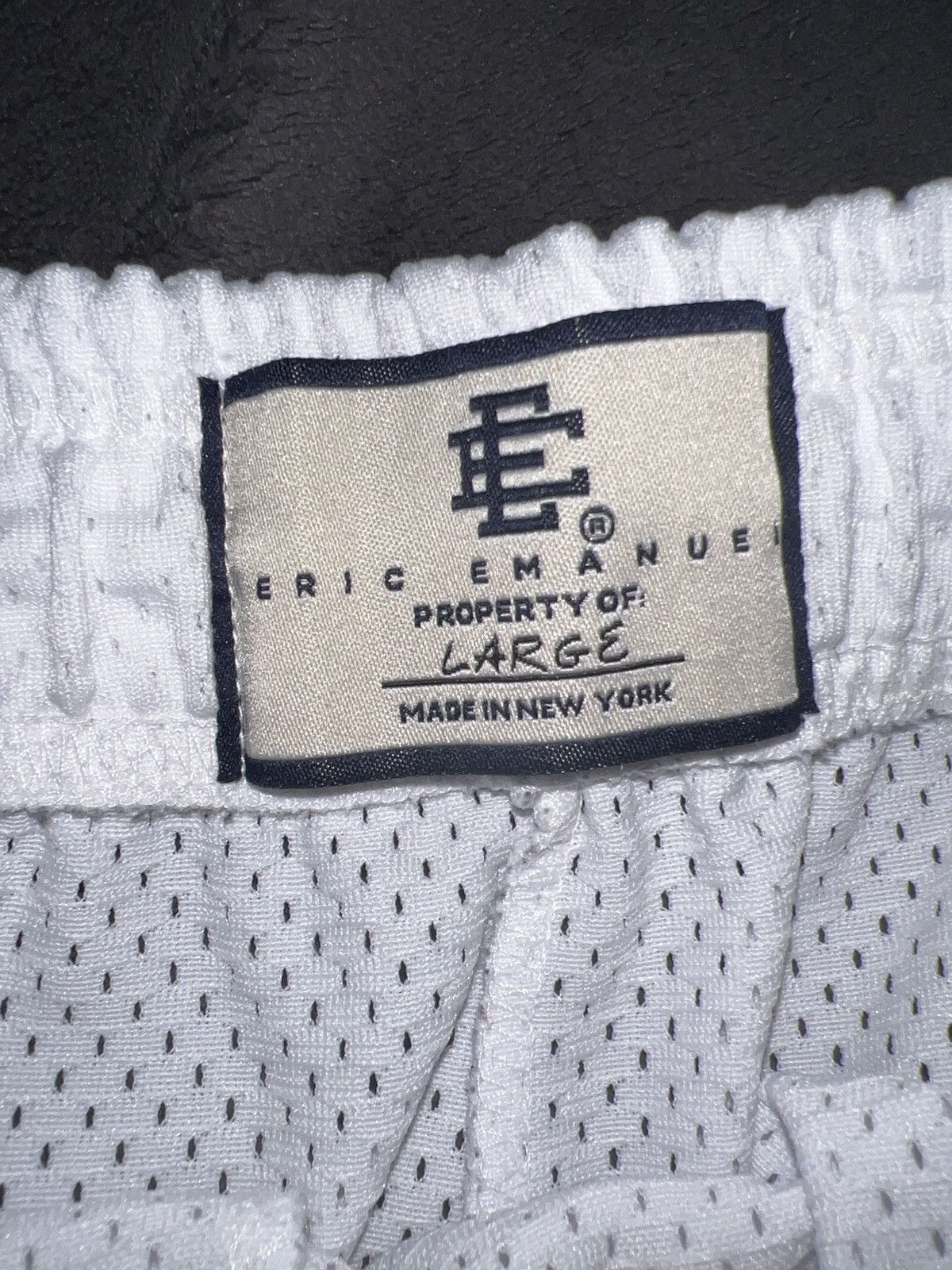 Eric Emanuel Eric Emanuel “White/Black” Size US 34 / EU 50 - 3 Thumbnail