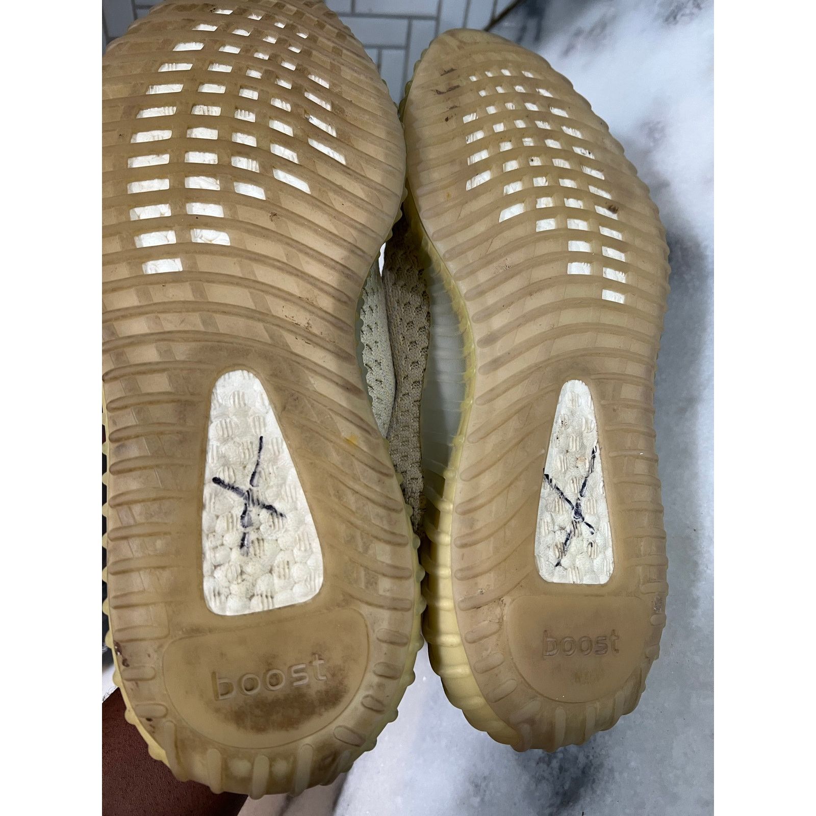 adidas Yeezy Boost 350 V2 Light UV Reactive Sz 9.5 Men's