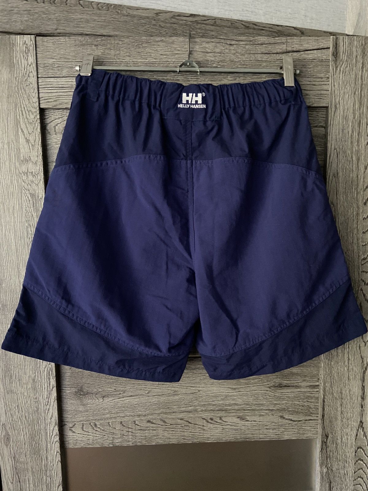 Helly Hansen Helly Hansen vintage shorts big logo Size US 30 / EU 46 - 4 Thumbnail