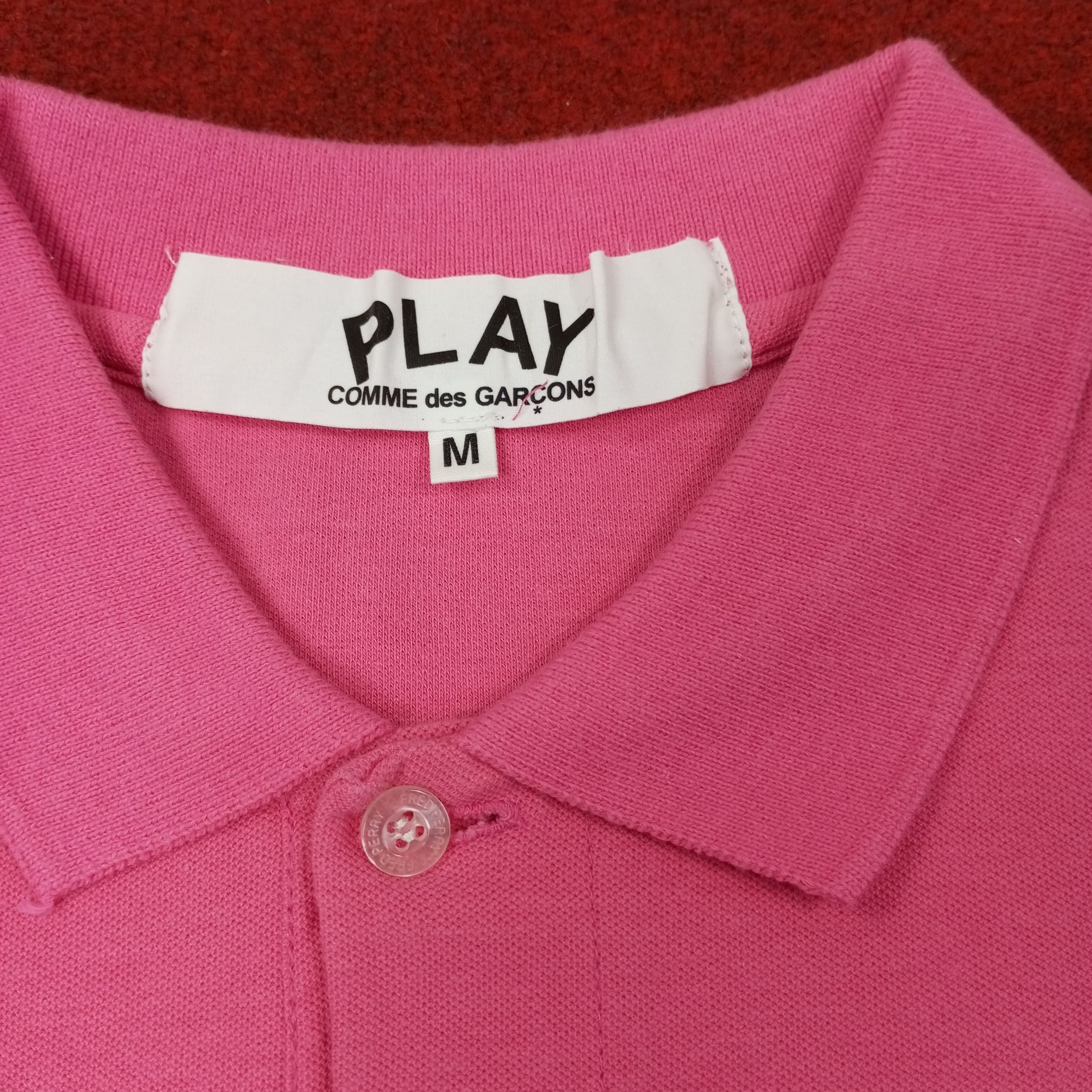 Comme des Garcons PLAY Comme Des Garcons Play Logo Design Polos c249n12 Size US M / EU 48-50 / 2 - 4 Thumbnail