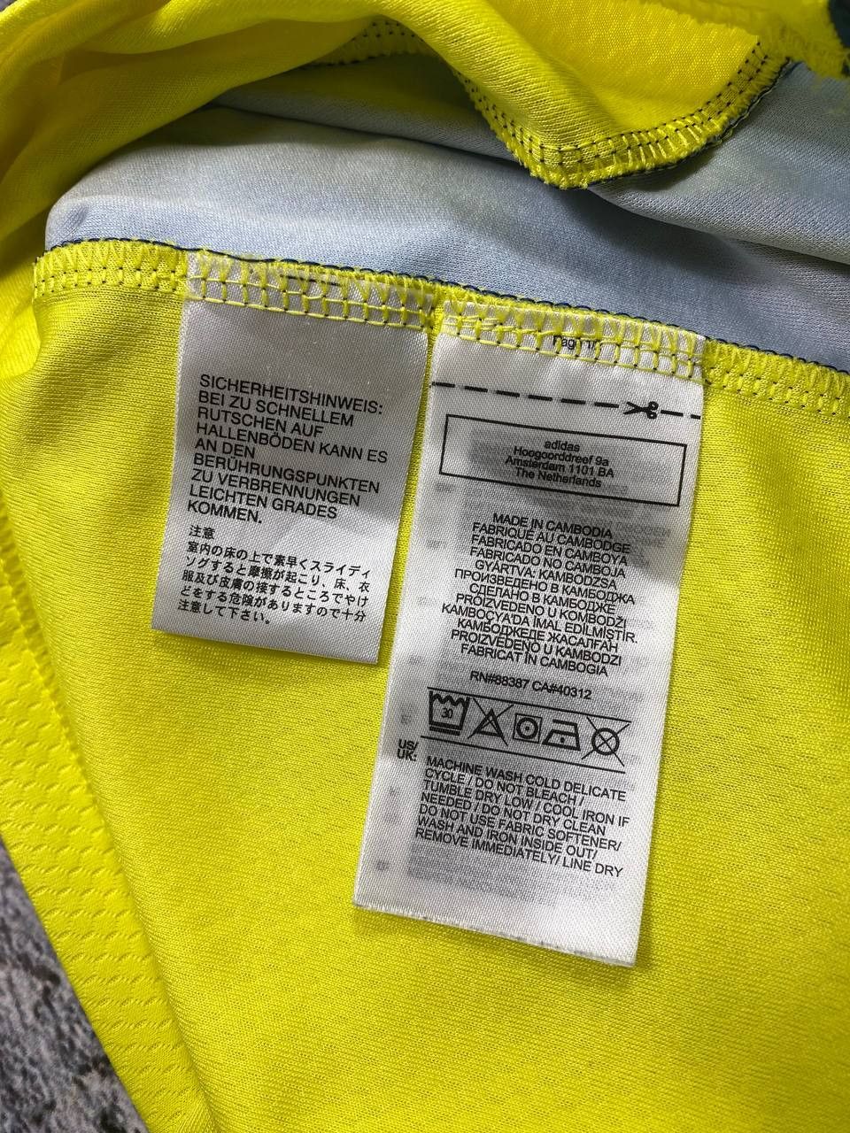 Adidas MANCHESTER UNITED: AEROREADY Goalkeeper XL Size US XL / EU 56 / 4 - 7 Thumbnail