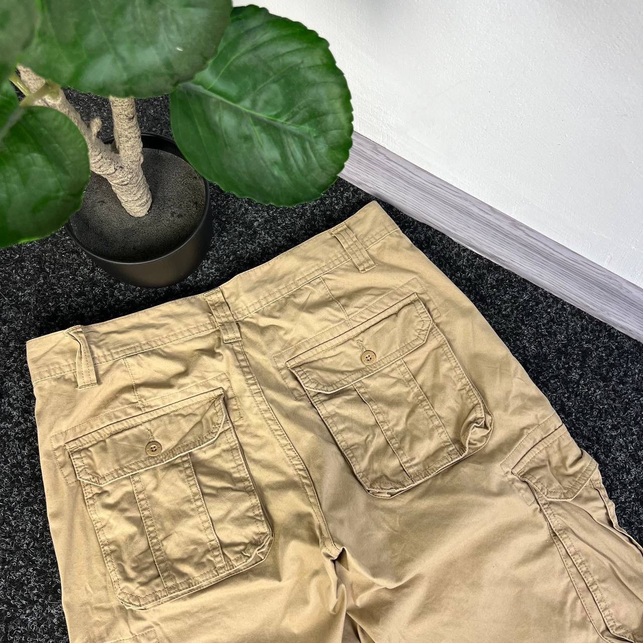 20471120 Cargo multipocket shorts techwear y2k skate style Size US 32 / EU 48 - 5 Thumbnail