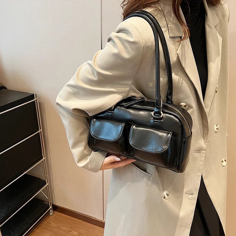 Leather Black Pockets Shoulder Bag Size ONE SIZE - 1 Thumbnail