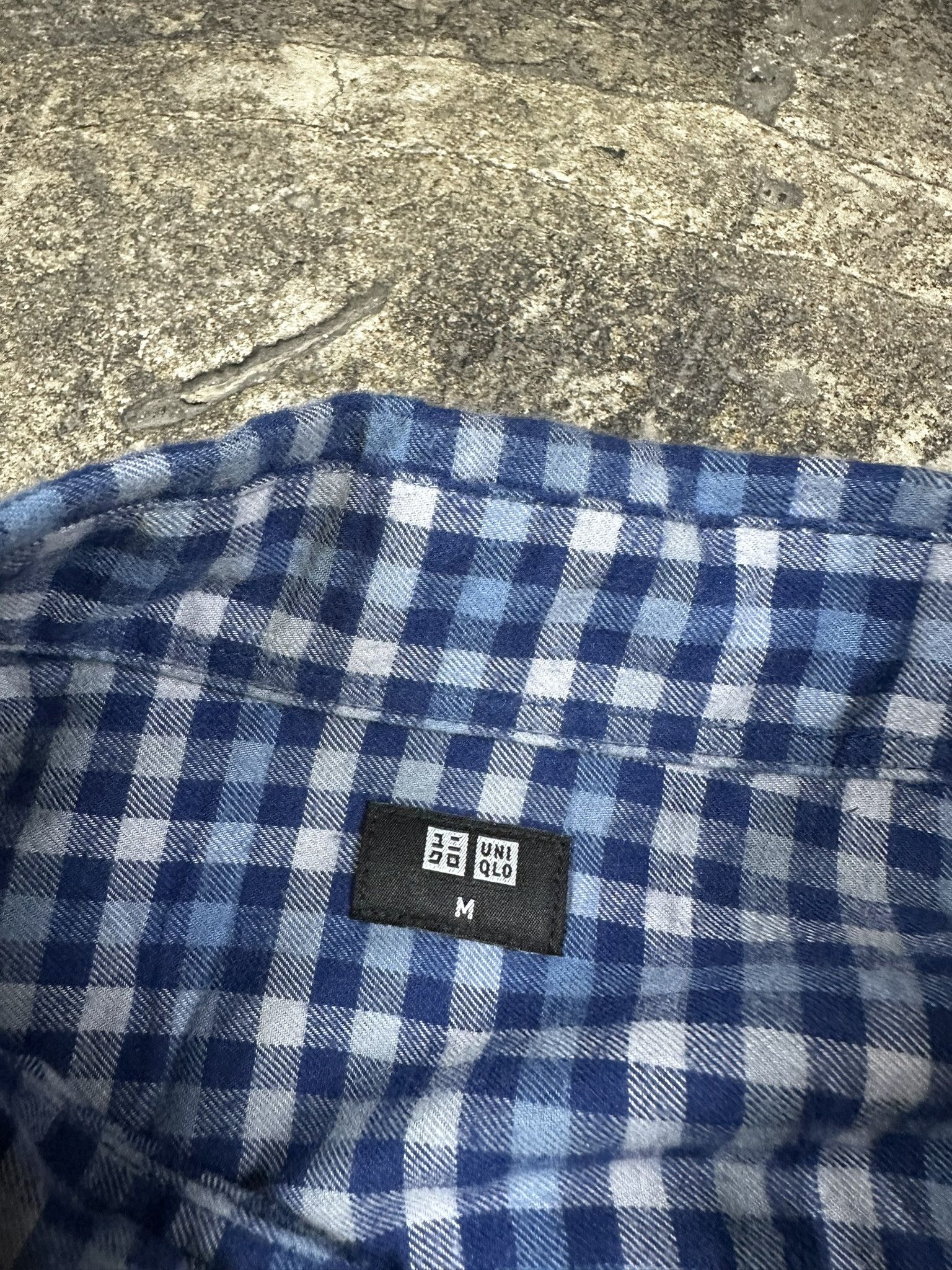 Uniqlo Uniqlo Checked Flannel Button Up Shirt Size US M / EU 48-50 / 2 - 4 Thumbnail