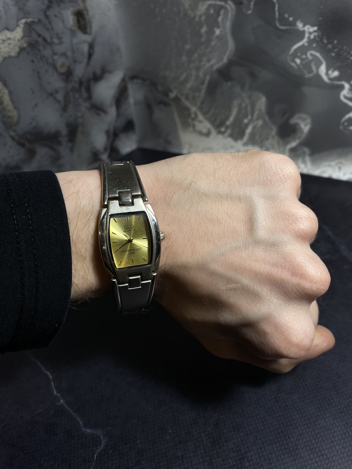 Japanese Brand Vintage Q&Q Gold Dial Watch Japan Movement Size ONE SIZE - 1 Thumbnail