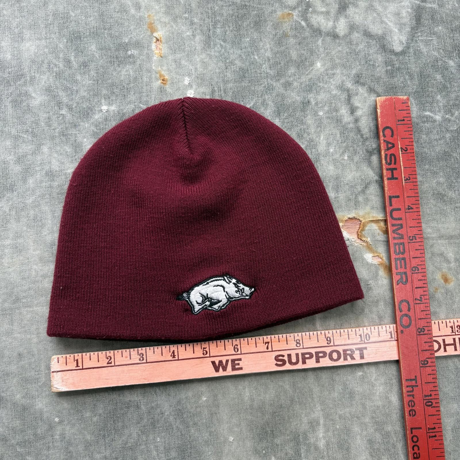 Vintage Vintage Y2K Arkansas Razorbacks Baseball Embroidered Beanie Size ONE SIZE - 2 Thumbnail