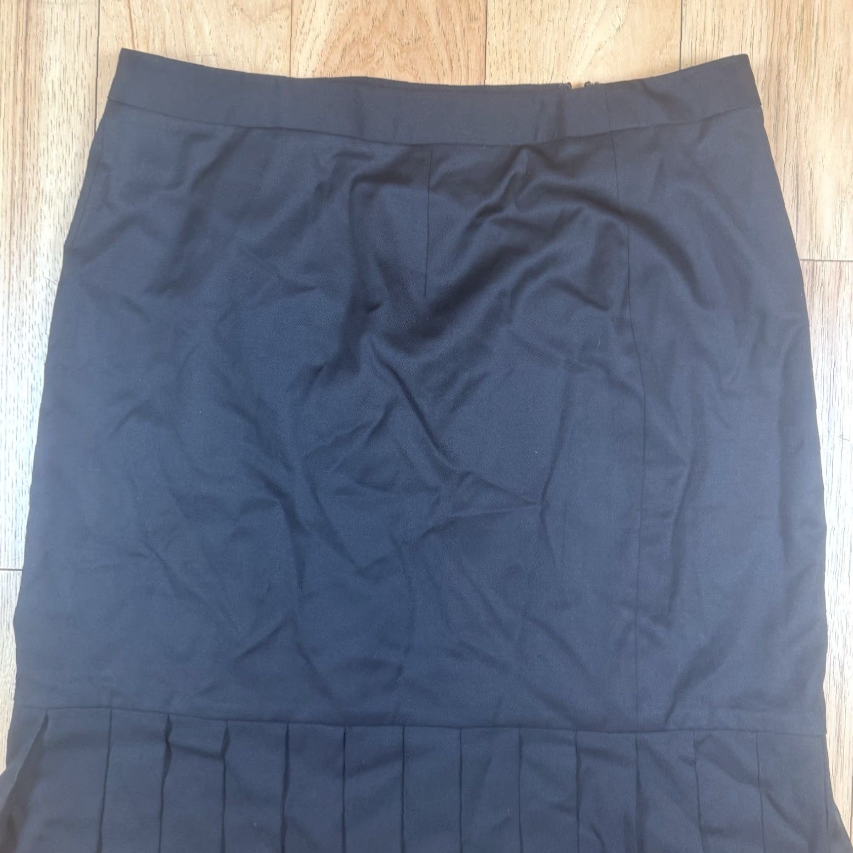 Brooks Brothers VINTAGE Brooks Brothers Pencil Skirt Wool Lined Size 12 Black Women Knee Length Solid Career Size 34" / US 12 / IT 48 - 3 Thumbnail