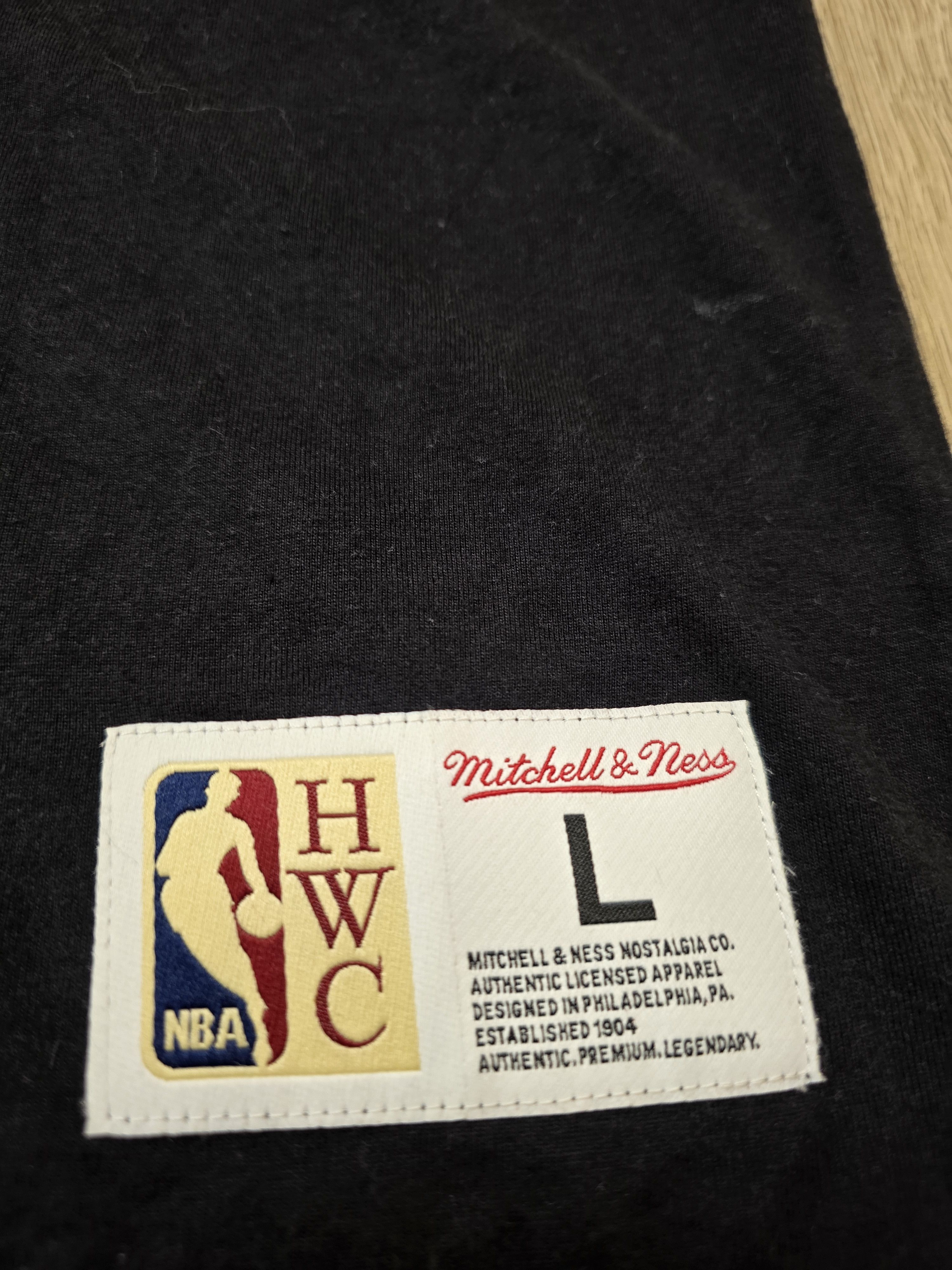 Mitchell & Ness LA LAKERS SHIRT BUTTON BASEBALL SHIRT BLACK BASKETBALL Size US L / EU 52-54 / 3 - 7 Thumbnail