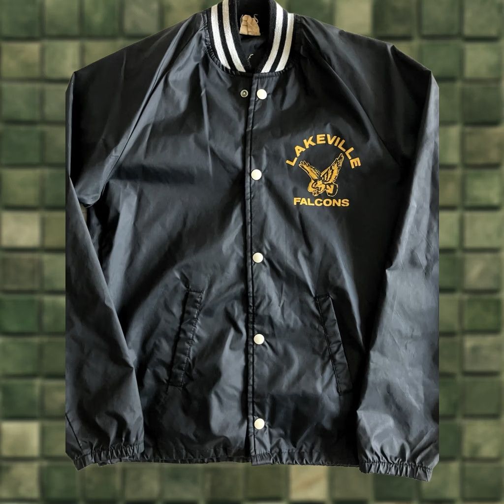 Vintage VINTAGE Bomber Satin Jacket Lakeville Falcons MI Men’s Size Small 90s 80s Blue Satin Jacket Men’s Small Vintage 90s Theme/Year Fans Mens Size US S / EU 44-46 / 1 - 1 Thumbnail
