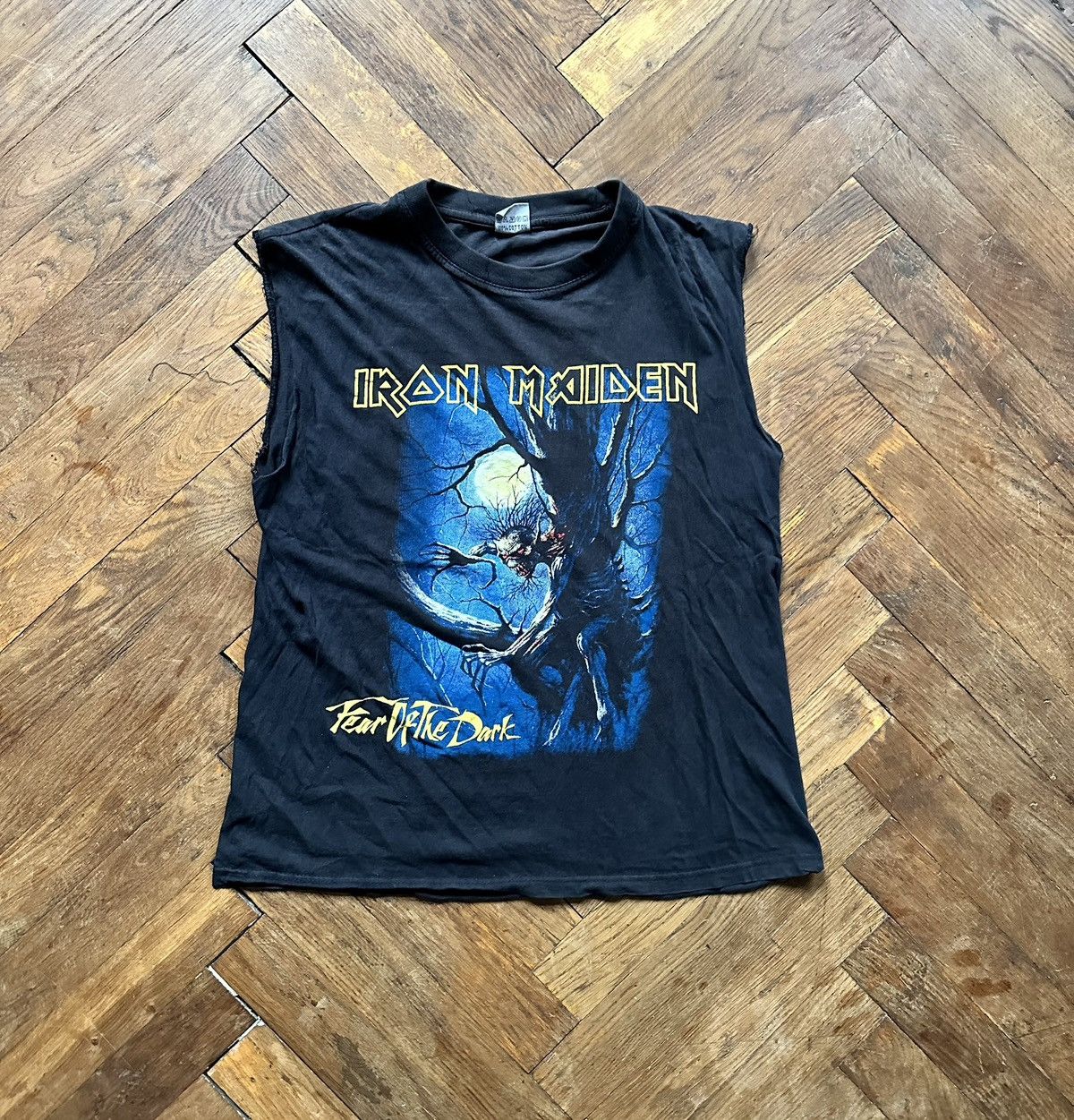Iron Maiden Vintage 1992 Iron Maiden Fear Of The Dark tee Size US L / EU 52-54 / 3 - 1 Thumbnail