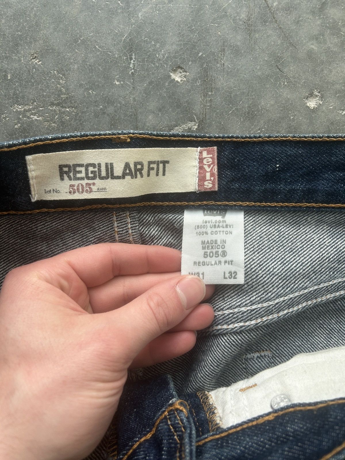 Levi's × Vintage Vintage Y2K Levi’s 505 31x32 Dark Wash Size US 31 - 5 Thumbnail
