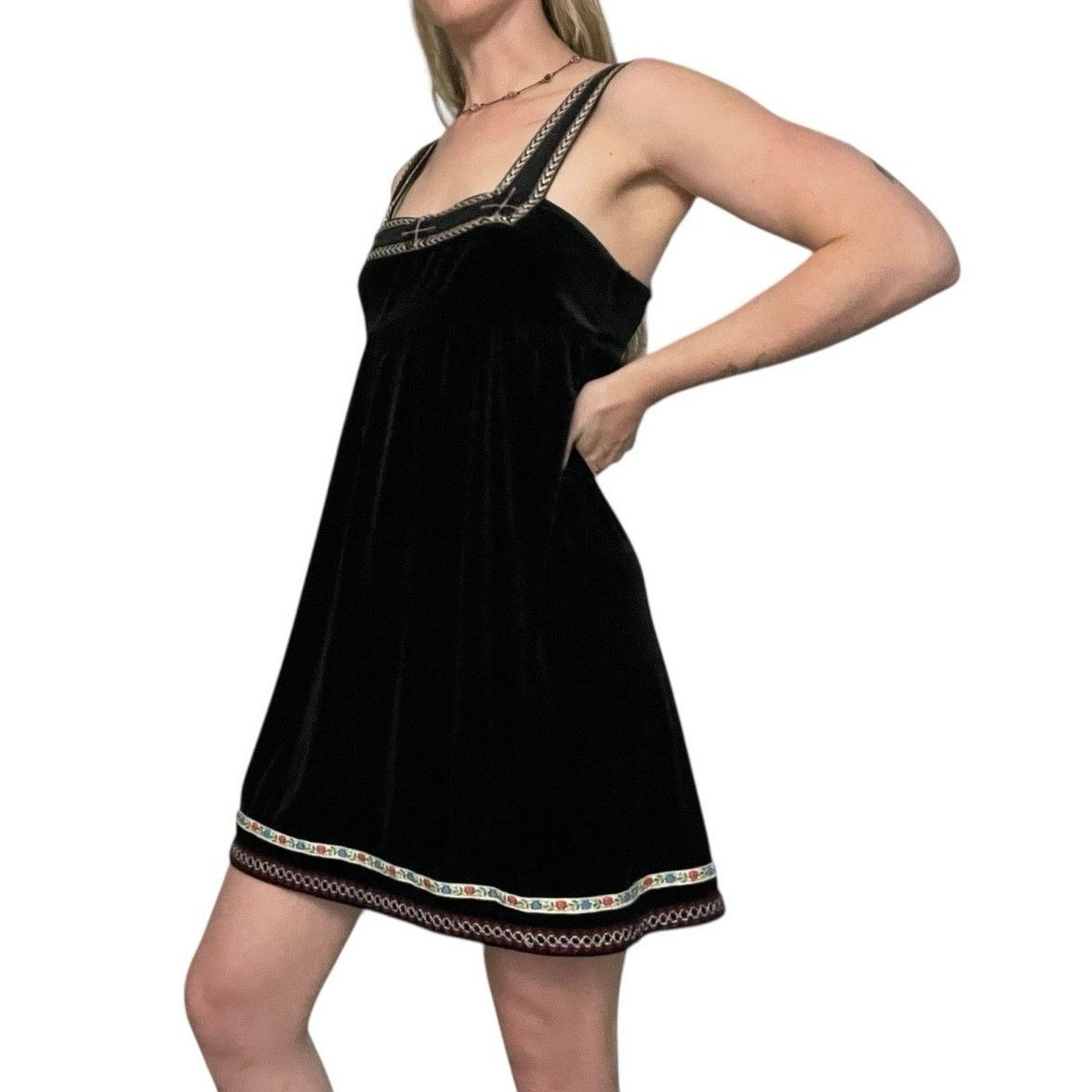 Free People Free People Black Velvet Embroidered Trim Mini Dress Size M / US 6-8 / IT 42-44 - 2 Thumbnail