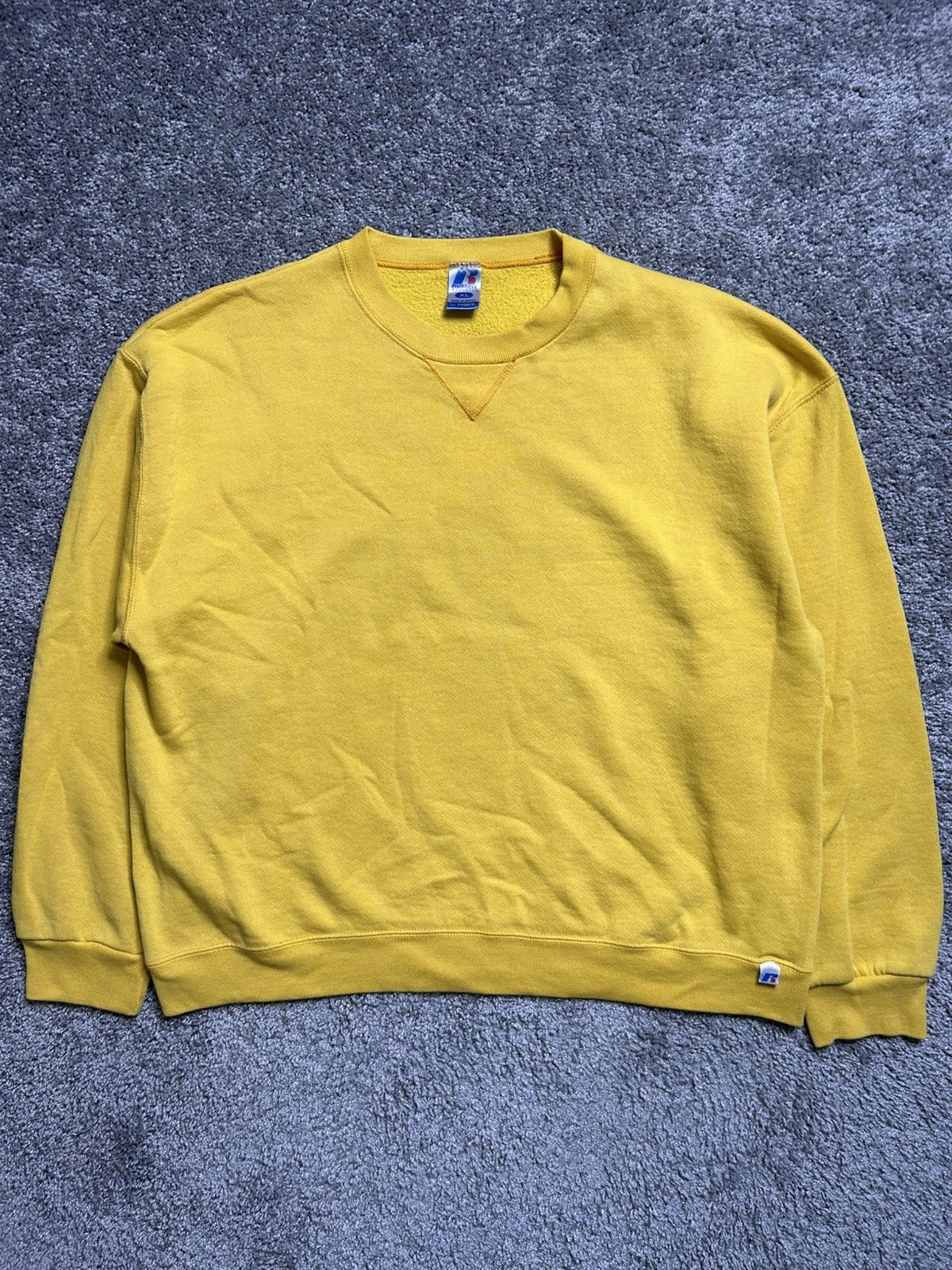 Russell Athletic × Vintage Vintage Russell Y2K Blank Crewneck Size US XL / EU 56 / 4 - 1 Thumbnail