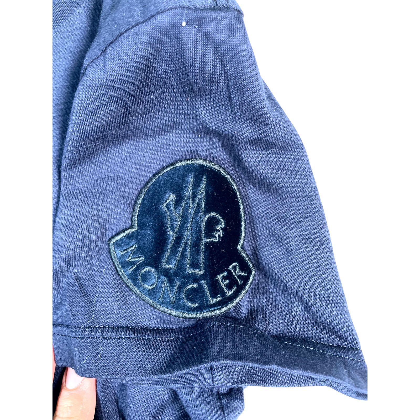Moncler Moncler Sleeve Logo (Women's) Navy Tee Size M / US 6-8 / IT 42-44 - 4 Thumbnail