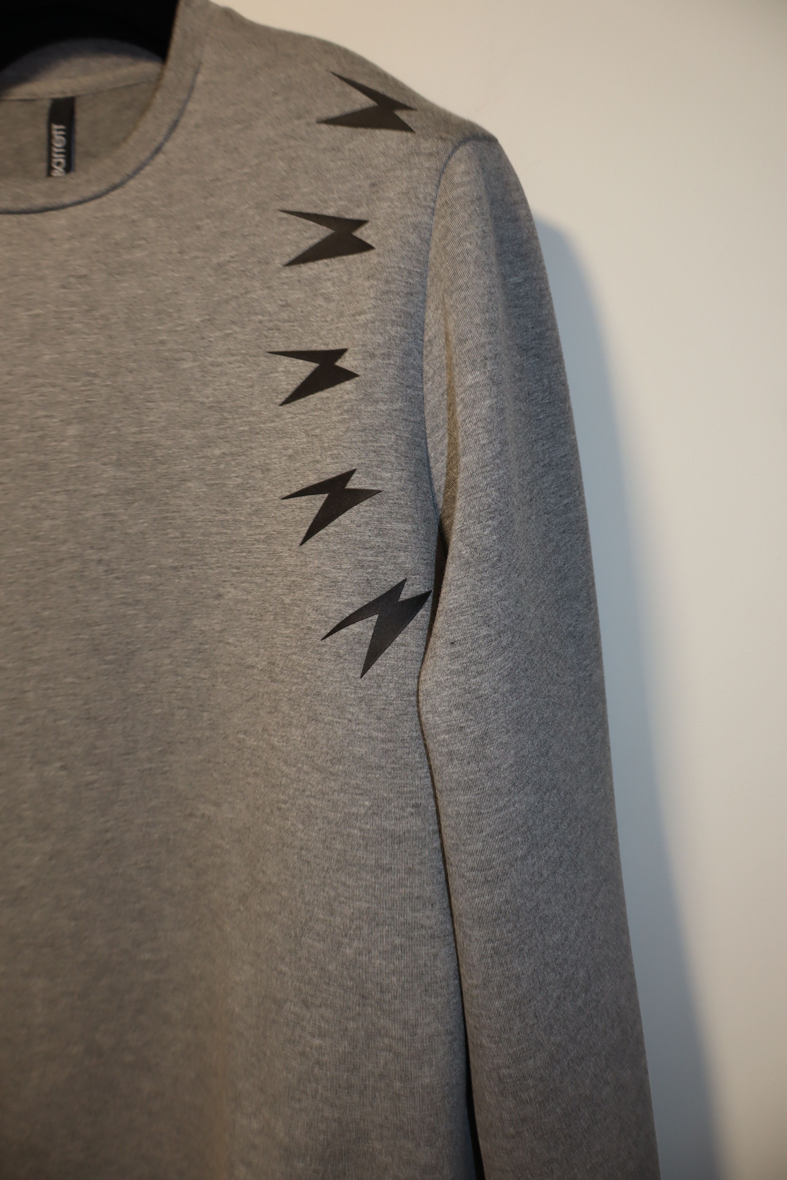 Neil Barrett Neoprene bolts print sweatshirt Size US XL / EU 56 / 4 - 2 Thumbnail