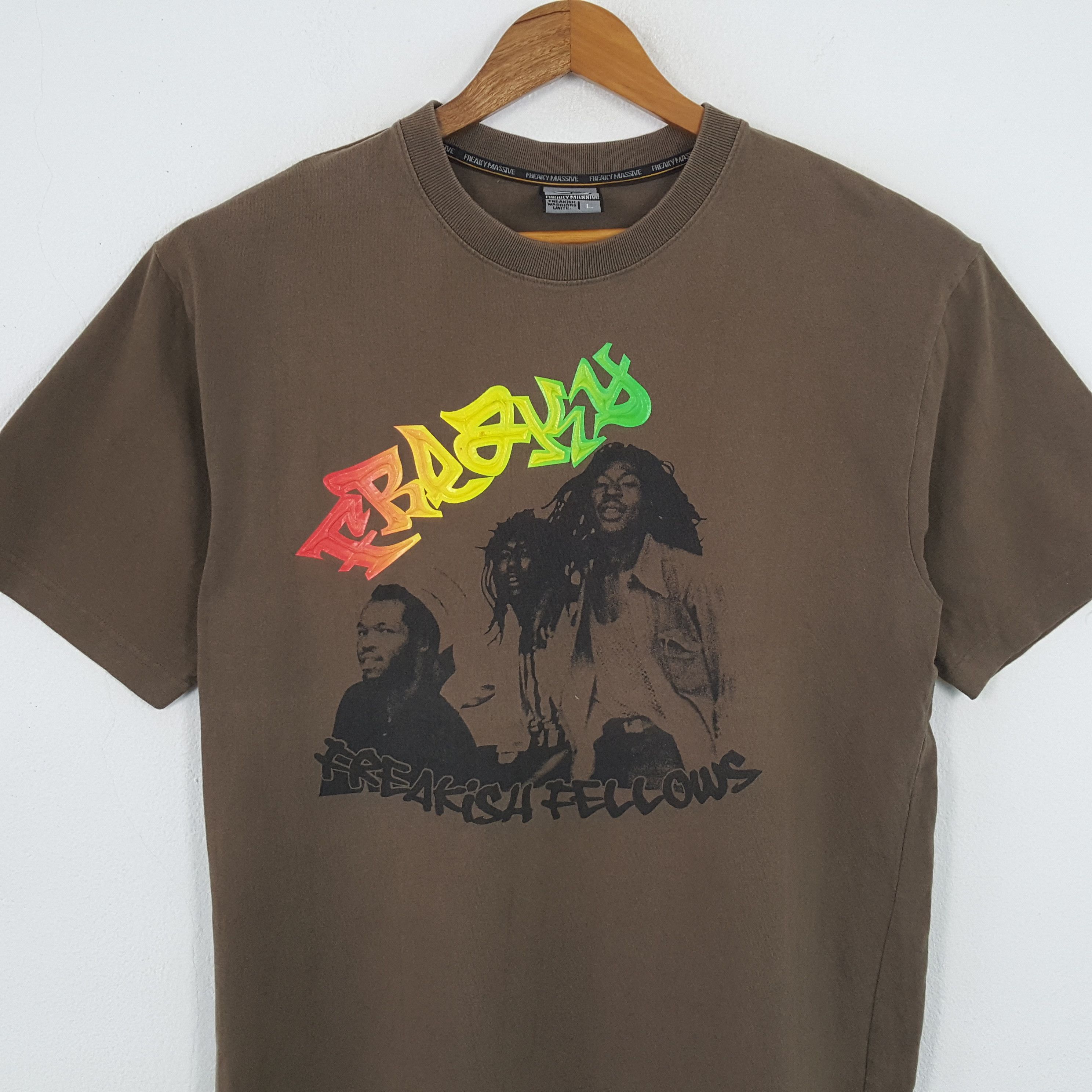 Vintage Vintage FREAKISH FELLOWS Reggae Singer Songwriter T-Shirts Size US XL / EU 56 / 4 - 2 Thumbnail