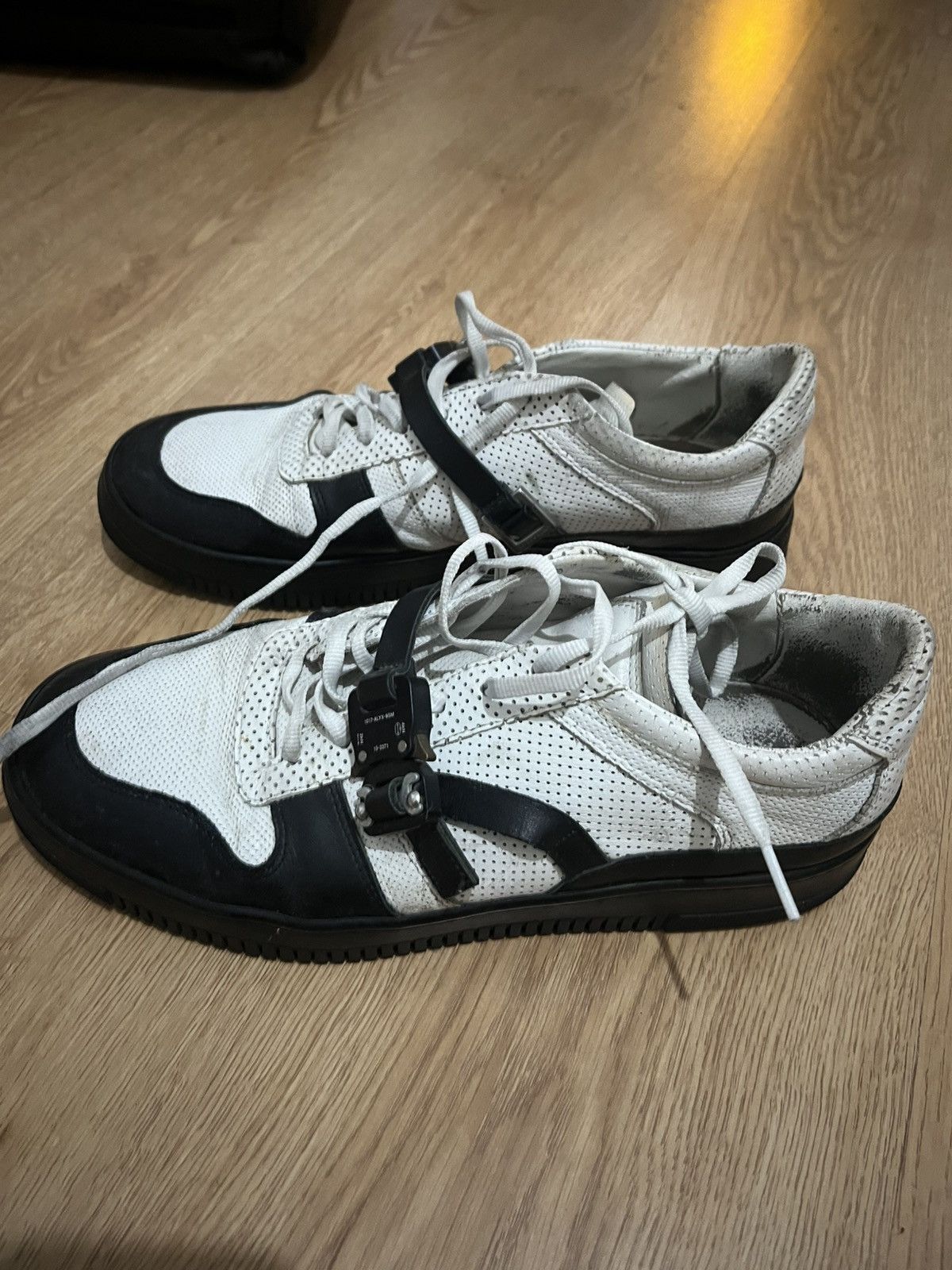 1017 ALYX 9SM alyx chain shoes Size US 9 / EU 42 - 2 Thumbnail