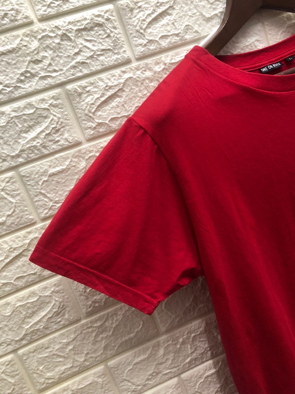Band Tees vintage Rock Band 2011 One Ok Rock-Reference tour red tees Size US L / EU 52-54 / 3 - 5 Thumbnail