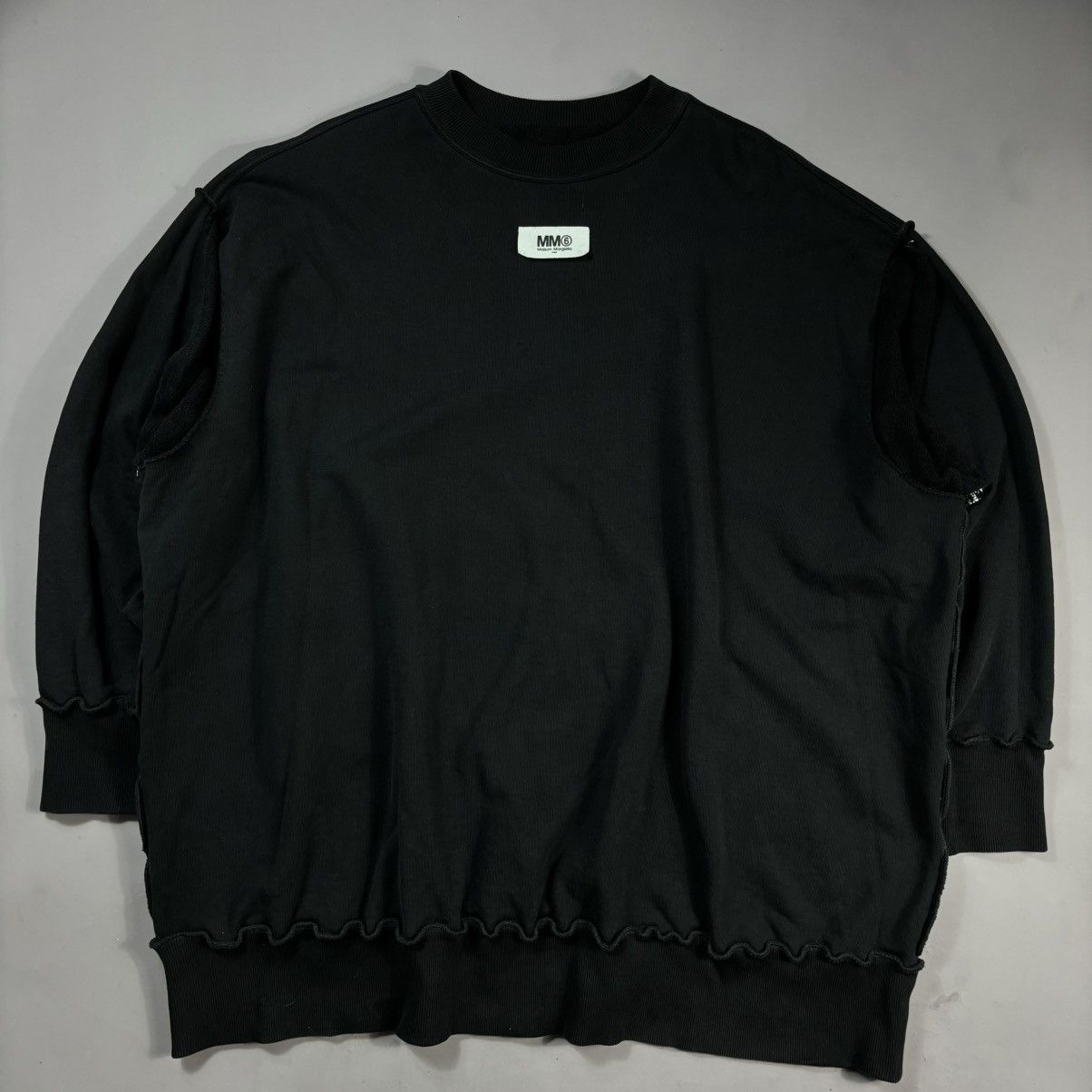 Maison Margiela Maison Margiela Mm6 - Ss21 Cropped Sleeve Oversized Crewneck Size US XXL / EU 58 / 5 - 1 Thumbnail