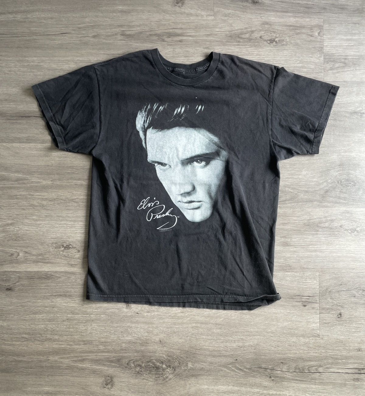 Vintage Y2K 2019 Elvis Presley “Big Face” Graphic T-shirt (No Sz.) Size US L / EU 52-54 / 3 - 1 Thumbnail