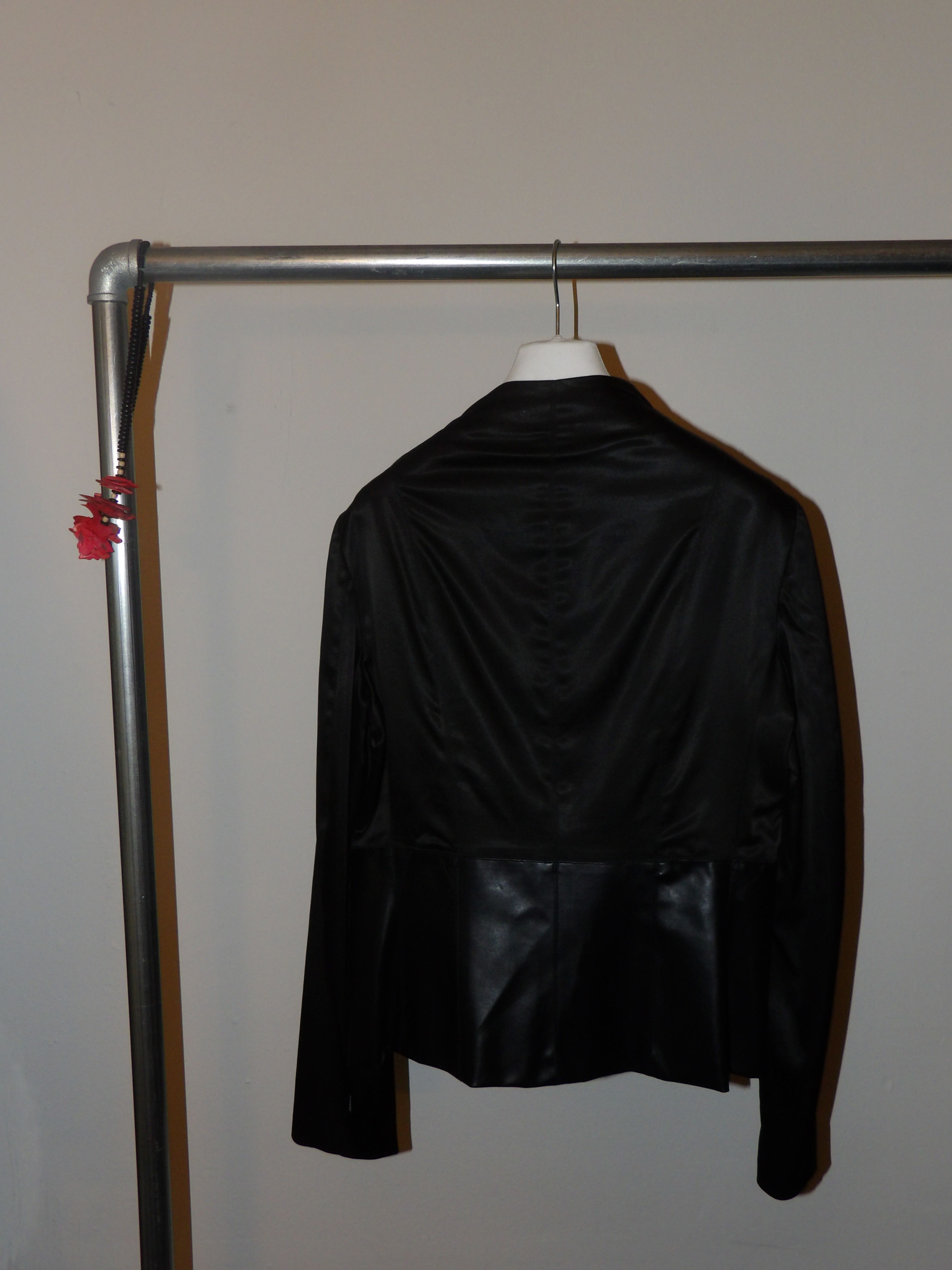 Gianfranco Ferre Gianfranco Ferre Jeans Sleek Black Jacket Size XS / US 0-2 / IT 36-38 - 2 Thumbnail