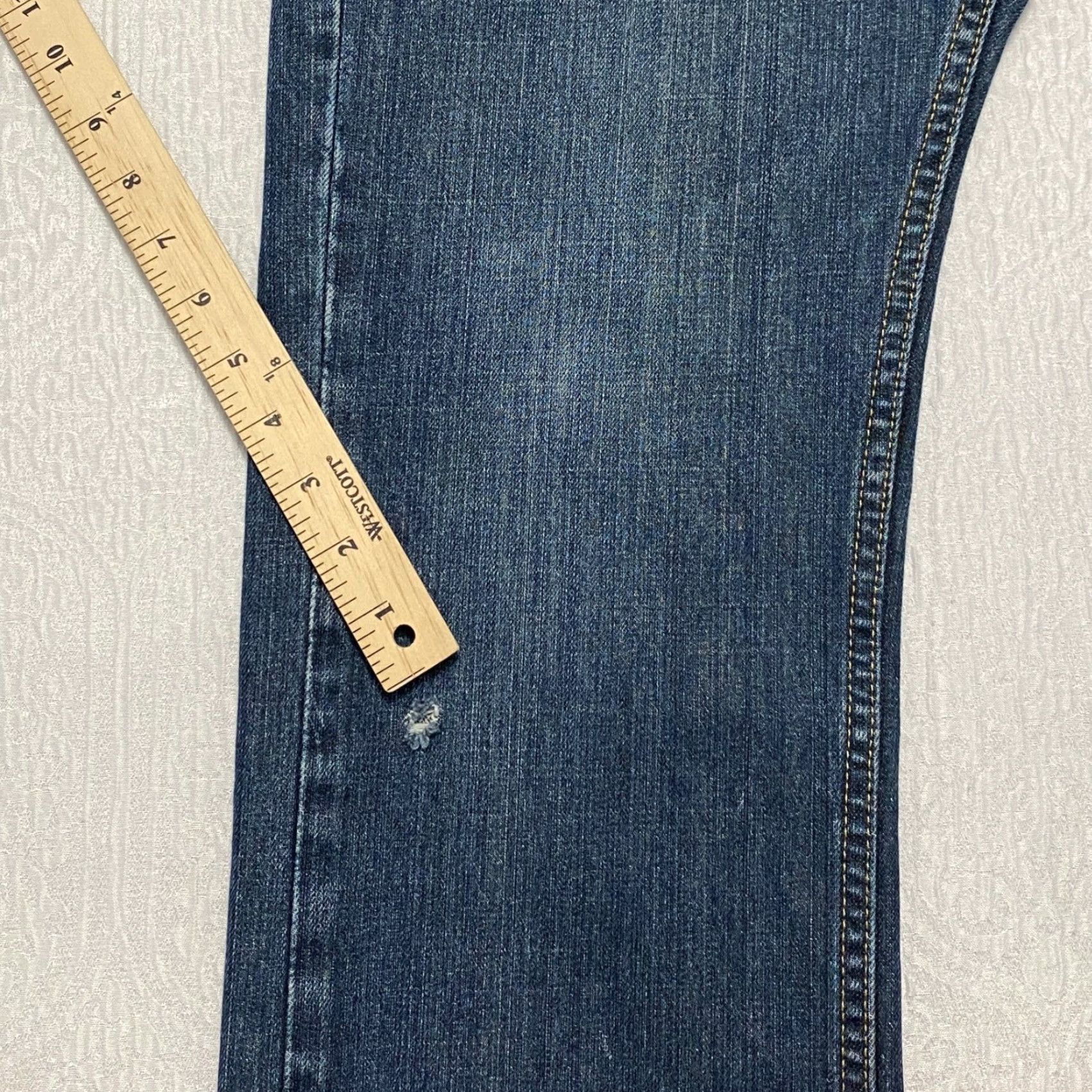 Levi's Levis 559 Jeans Men's Size 31×30 Blue Relaxed Straight 100% Cotton Size US 31 - 2 Thumbnail