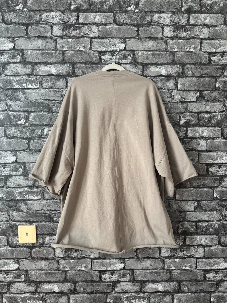 Rick Owens rick owens size os 24 Light Grey short sleeves 2504-Nextar Size US M / EU 48-50 / 2 - 2 Thumbnail