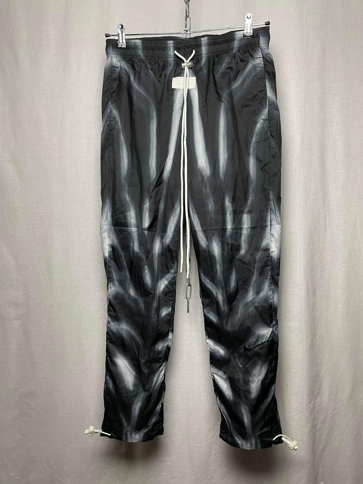 Fear of God × Nike BNWT printed sweatpant Size US 30 / EU 46 - 1 Thumbnail