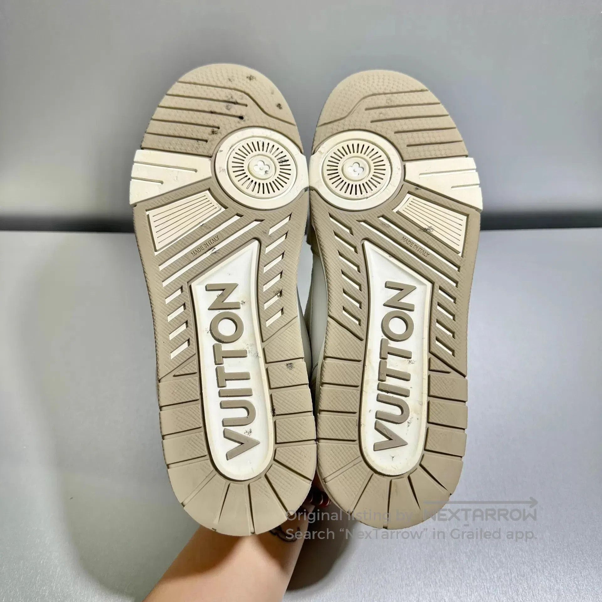 Louis Vuitton Beige Low-Top Sneakers Size 9. Size US 9 / EU 42 - 7 Thumbnail