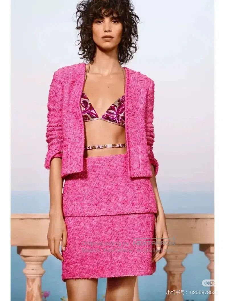 Chanel Chanel Early Spring Vacation Series Tweed Pink Skirt Size 42" / US 20 - 9 Thumbnail