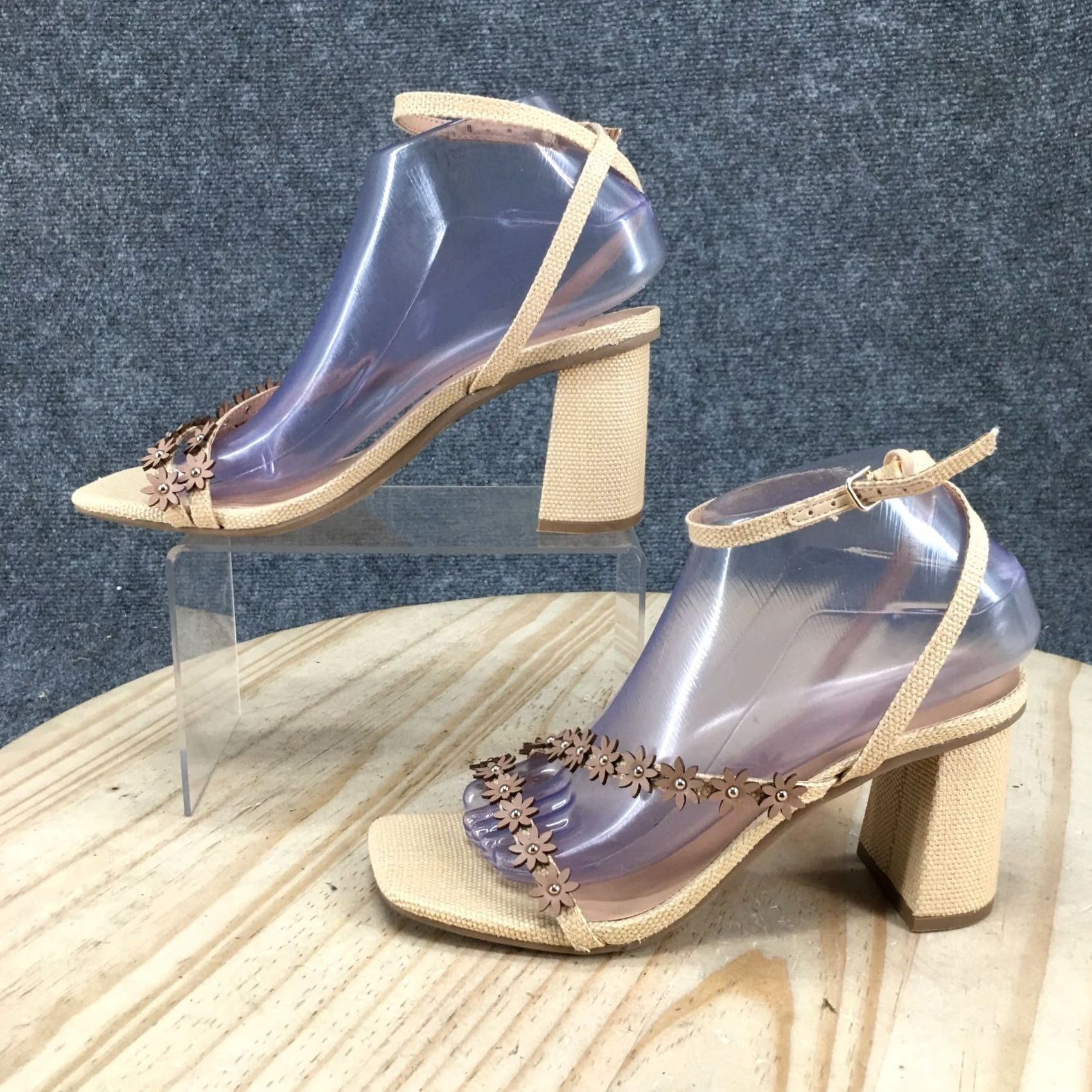 Vintage A New Day Sandals Womens 7.5 Strappy Ankle Strap Block High Heels Beige NEW Size US 8 / IT 38 - 2 Thumbnail