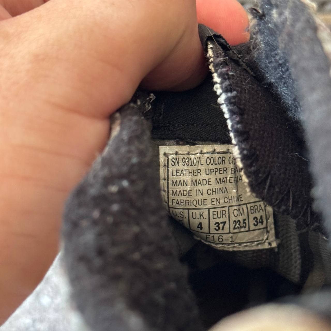 If Six Was Nine × SKECHERS Skechers Vintage Leather Sneakers Size US 5 / IT 35 - 7 Thumbnail