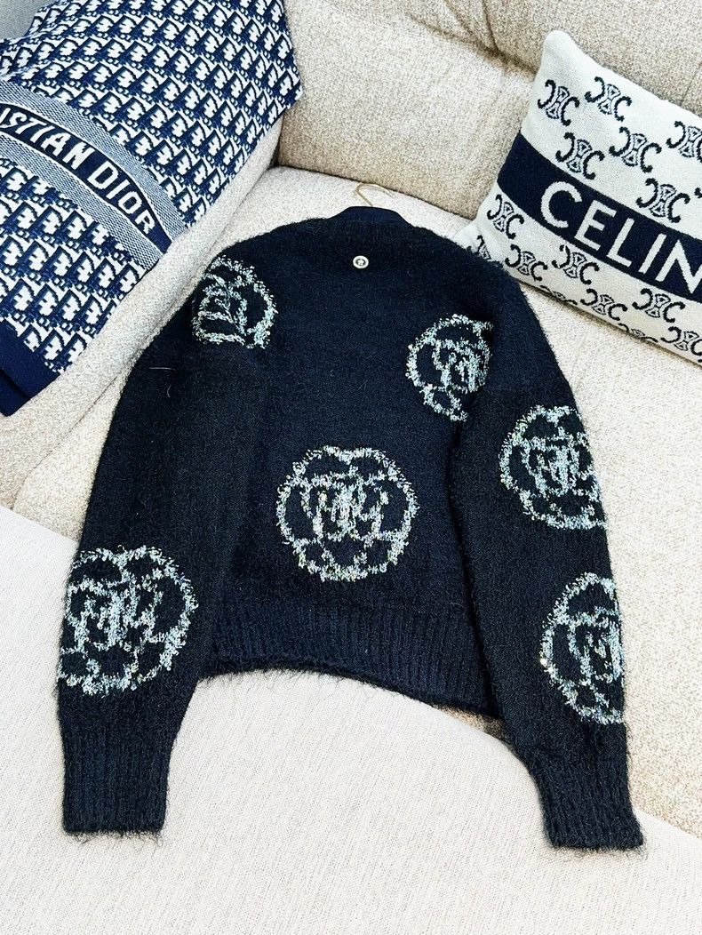 Chanel Chanel 23K black yards camellia long-sleeved sweater Size XXS / US 00 / IT 34 - 4 Thumbnail
