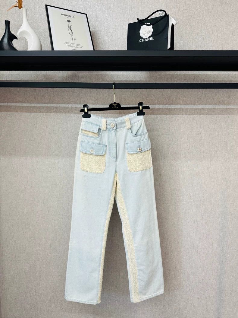 Chanel Chanel Knitted and stitched jeans 2504-Nextarrow Size 42" / US 20 - 1 Thumbnail