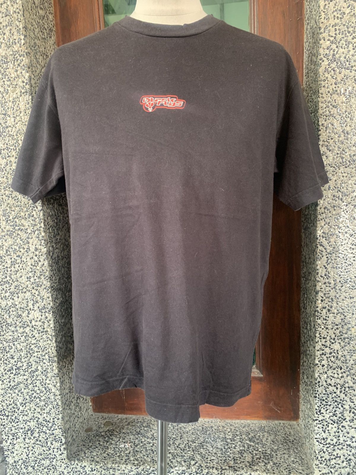 Vintage Vintage Black Flys Skateboards / Modern Streetwear T shirt Size US L / EU 52-54 / 3 - 1 Thumbnail