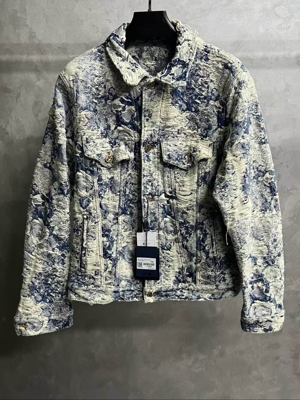 Louis Vuitton Louis Vuitton Floral Pattern Denim Jacket Size 50 Size US M / EU 48-50 / 2 - 1 Thumbnail
