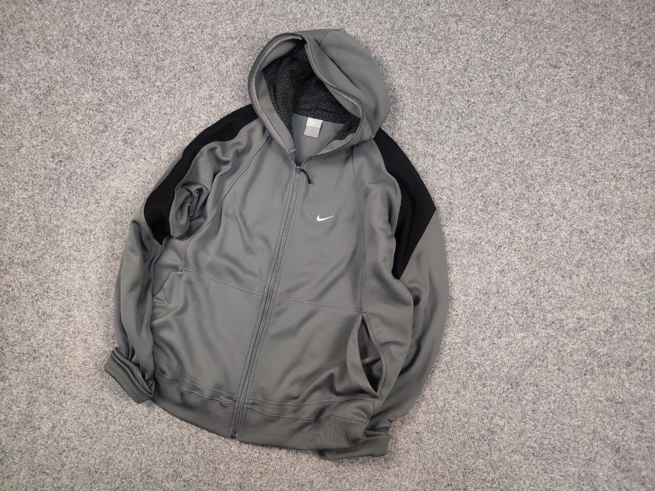 Nike Vintage Nike Swoosh Y2K Ninja Japan Full Zip Gray Hoodie Size US L / EU 52-54 / 3 - 3 Thumbnail