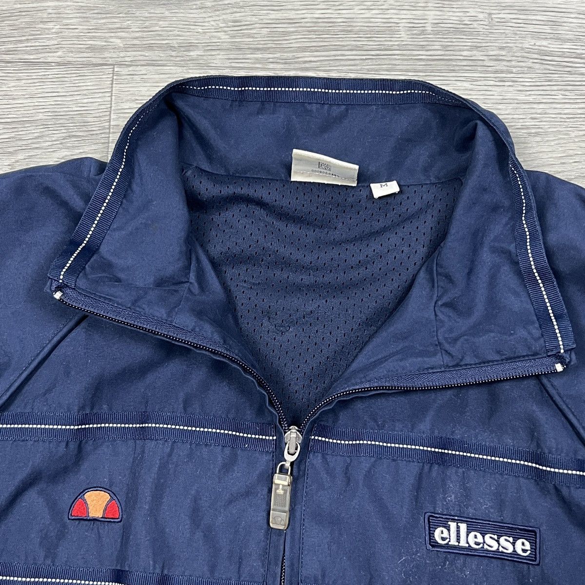 Ellesse Vintage Ellesse Navy Blue Windbreaker Track Jacket Size M Size US M / EU 48-50 / 2 - 5 Thumbnail