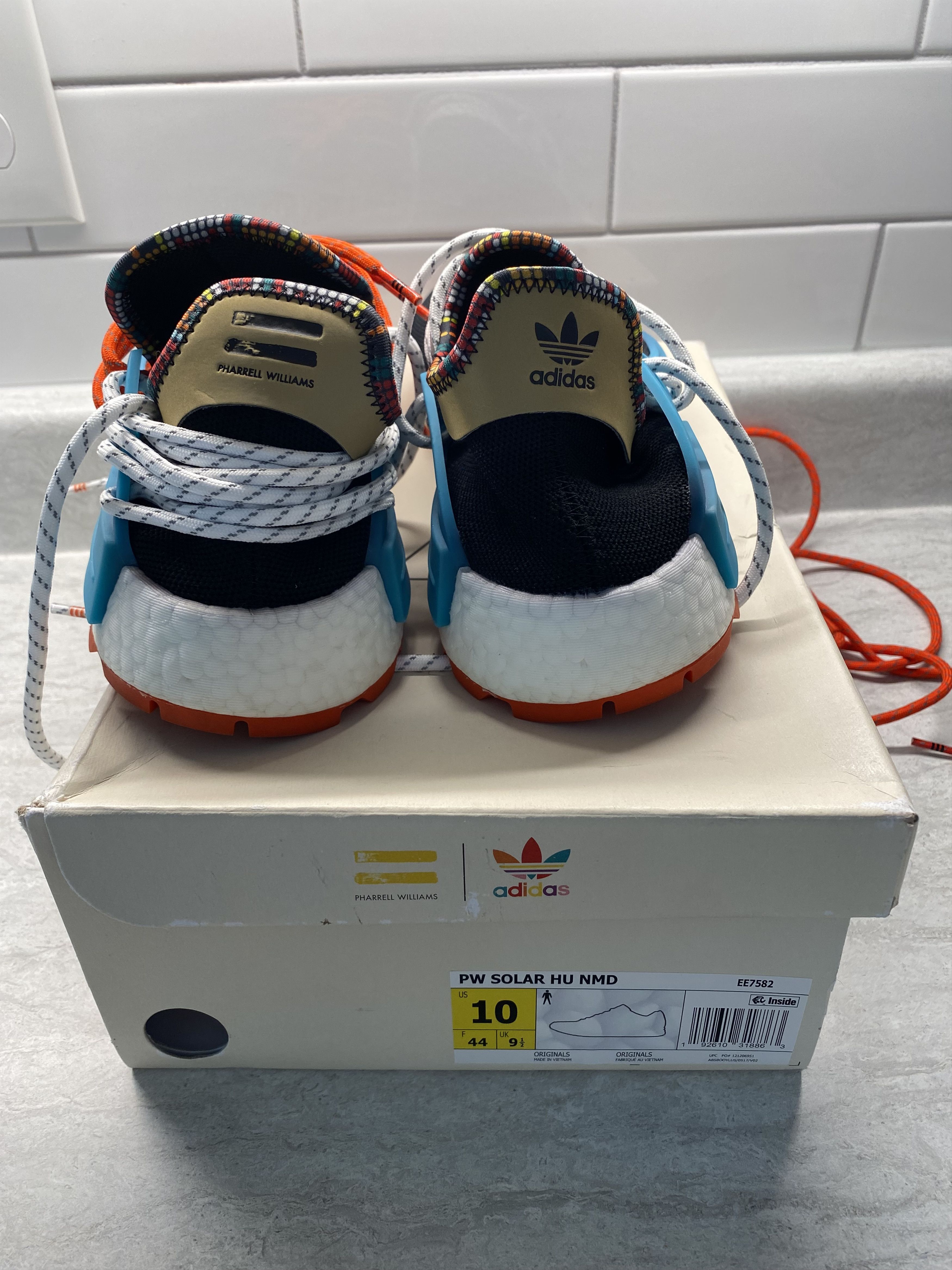 Adidas × Pharrell PW Solar HU NMD Size US 10 / EU 43 - 2 Thumbnail