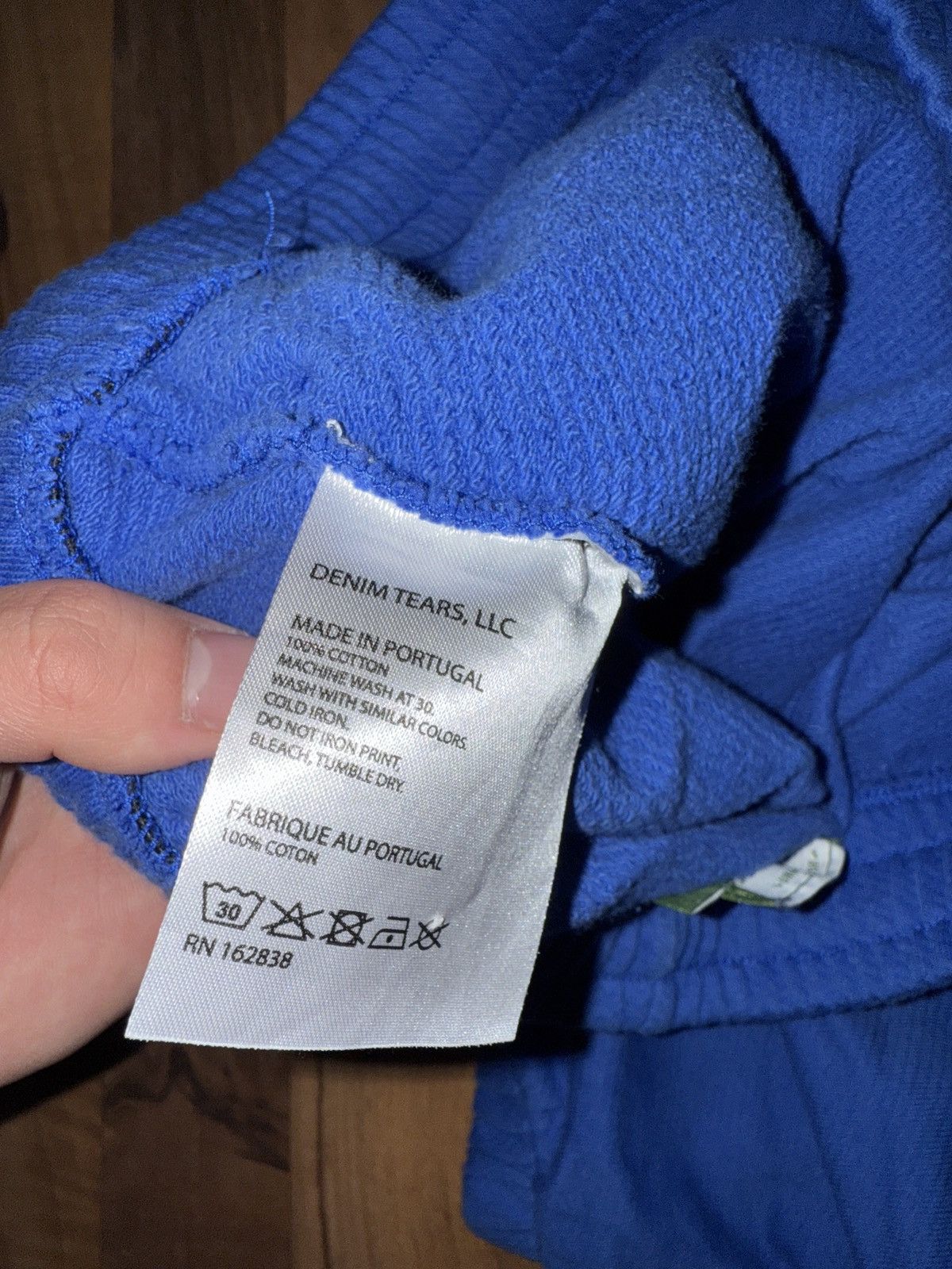 DENIM TEARS Denim Tears Blue Cotton Wreath Sweatpants Size US 32 / EU 48 - 7 Thumbnail