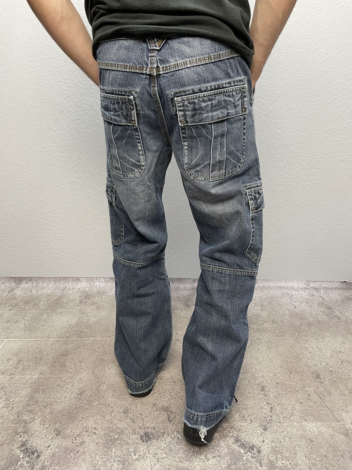 Diesel × Japanese Brand × Vintage Vintage Junya Watanabe Balenciaga Style Distressed Jeans Size US 32 / EU 48 - 13 Thumbnail