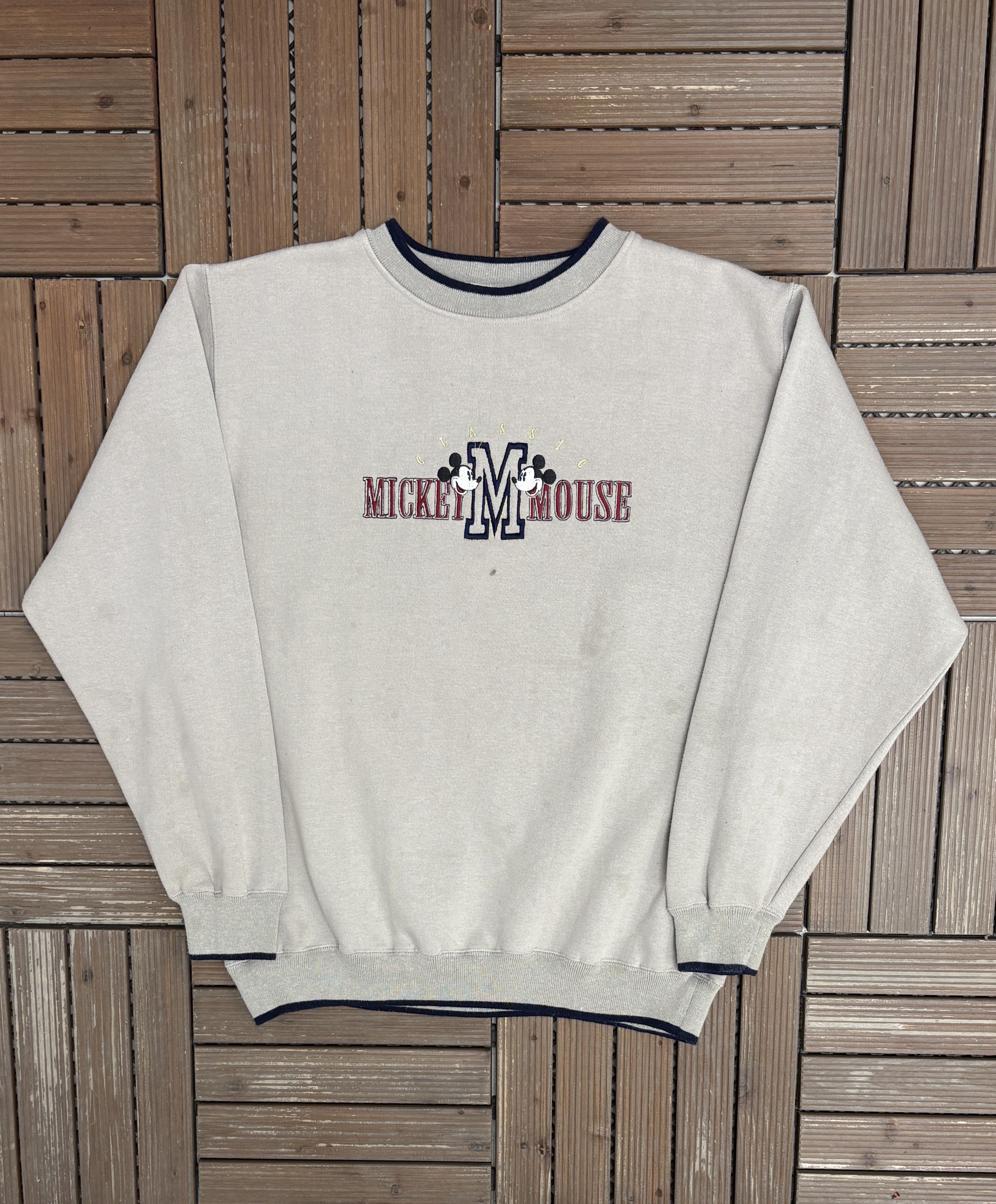 Vintage Mickey Mouse Embroidered Vintage Sweater Crewneck Size US L / EU 52-54 / 3 - 1 Thumbnail