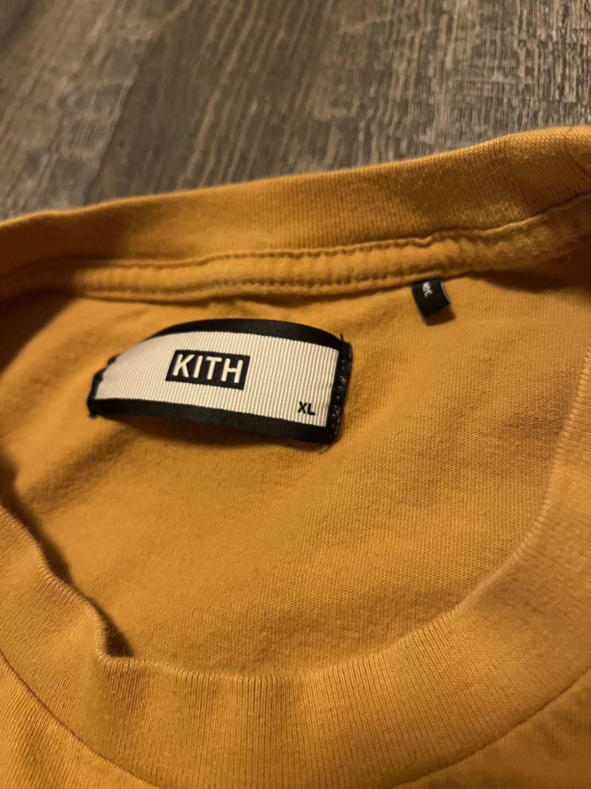 Kith Kith Smiley Face Cheeky Shirt size XL Size US XL / EU 56 / 4 - 2 Thumbnail