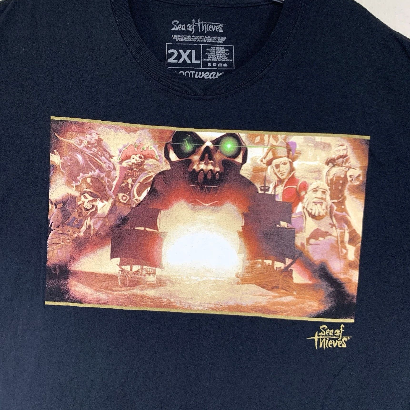 Vintage VINTAGE Sea of Thieves Video Game T-Shirt Men 2XL Black Short Sleeve Logo Glitter Gaming Size US XXL / EU 58 / 5 - 2 Thumbnail