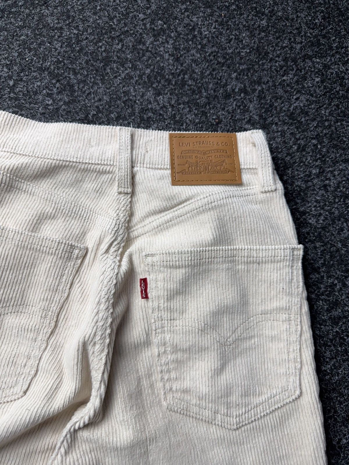Levi's Retro Style 70s Levi’s Corduroy Flared Pants Cream Y2K 00s Size 23" - 16 Thumbnail