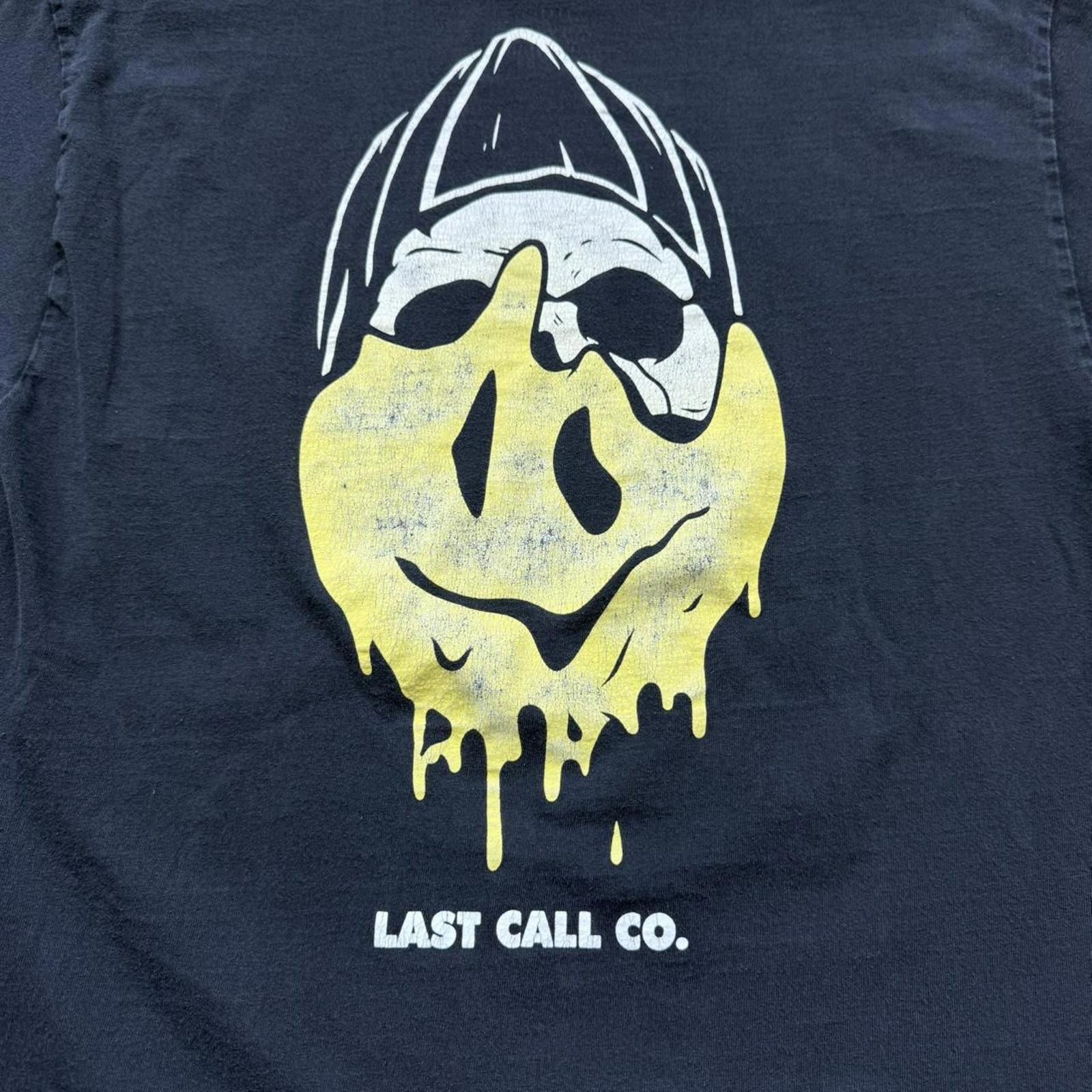 Other Last Call Co. Faded " Melting Smiley Skull" Graphic T-shirt Size US L / EU 52-54 / 3 - 4 Thumbnail