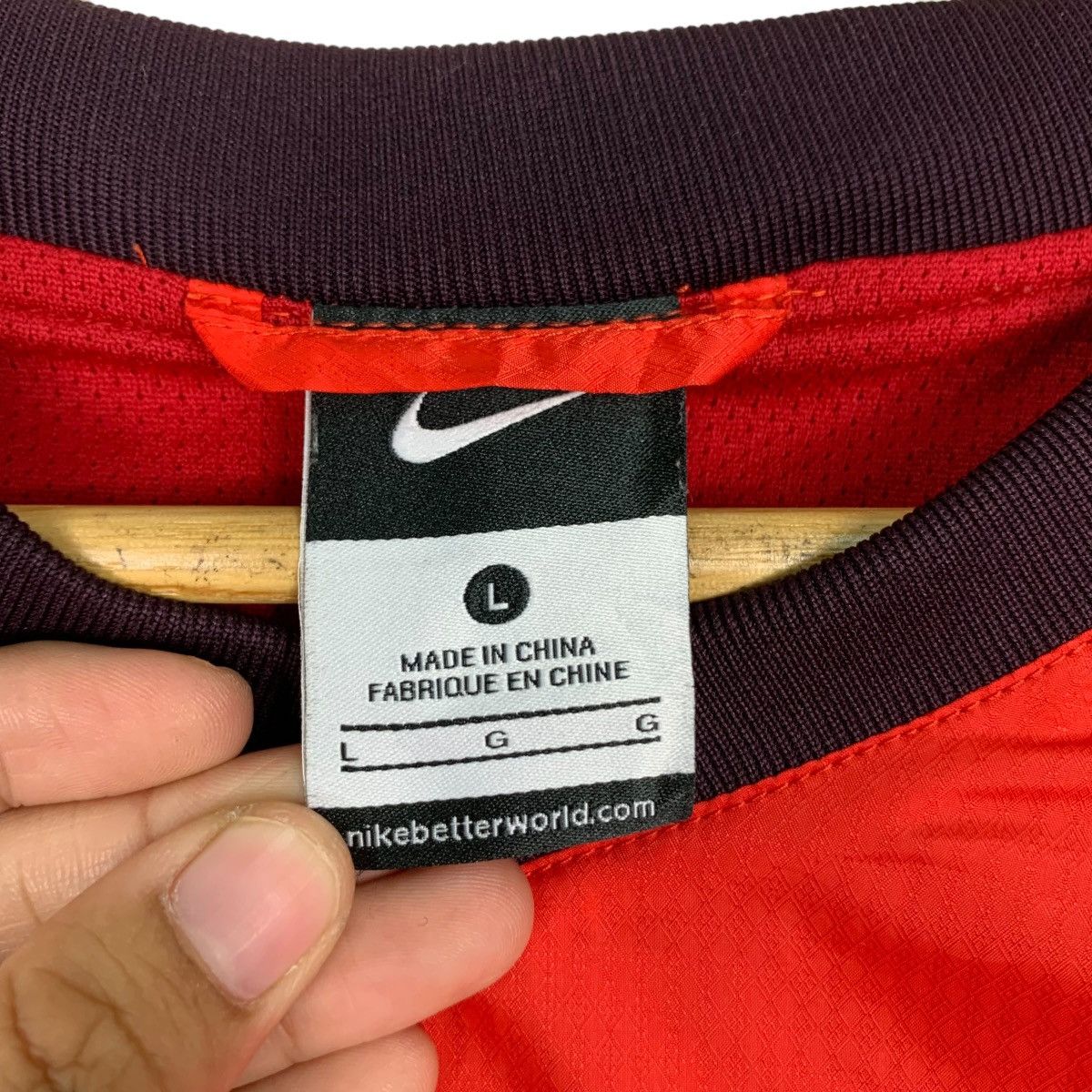 Nike NIKE Red Jersey #0995-C44 Size US L / EU 52-54 / 3 - 11 Thumbnail